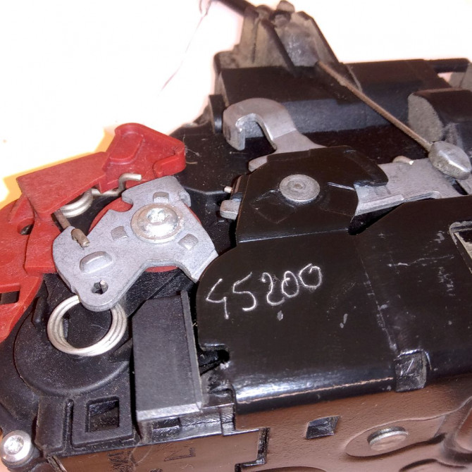 Serrure porte avg occasion SKODA FABIA II Phase 1 05-2007->03-2010 1.4 TDI 80ch 5J1837015 3