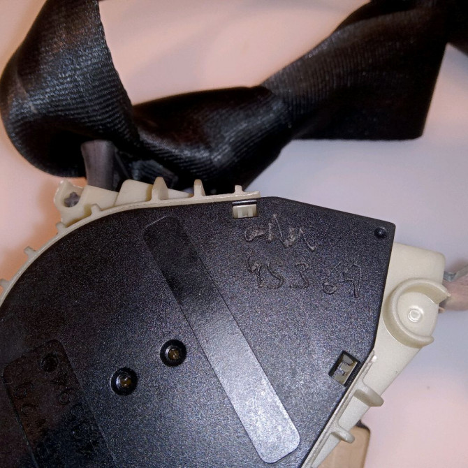 Ceinture arrière droite occasion RENAULT TWINGO II Phase 1 06-2007->11-2011 1.2i 16v 75ch 8200813029 4