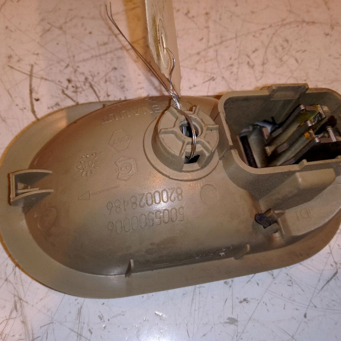 Poignee int porte ard occasion RENAULT SCENIC II Phase 2 09-2006->04-2009 1.9 DCI 130ch 8200843630 2