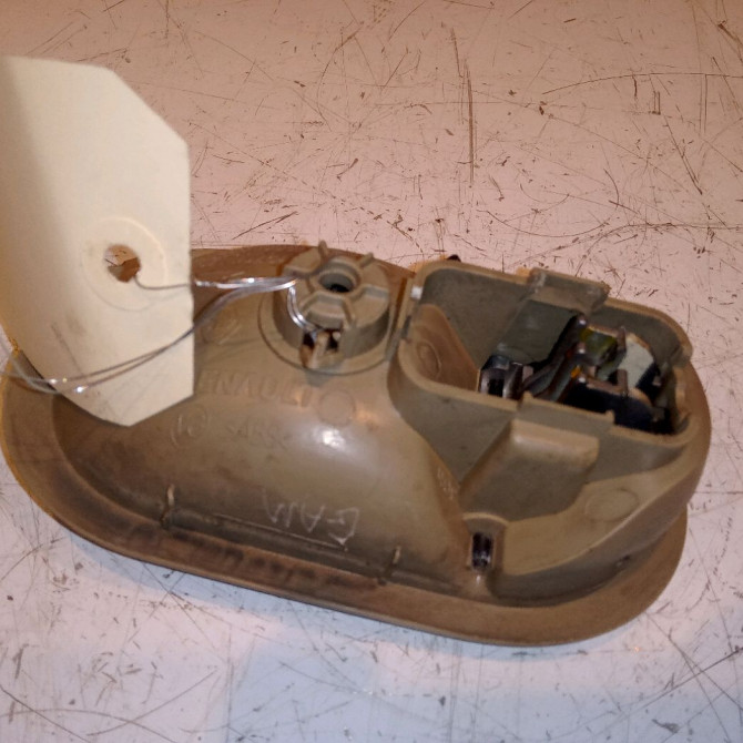 Poignee int porte avd occasion RENAULT SCENIC II Phase 2 09-2006->04-2009 1.9 DCI 130ch 8200843630 2