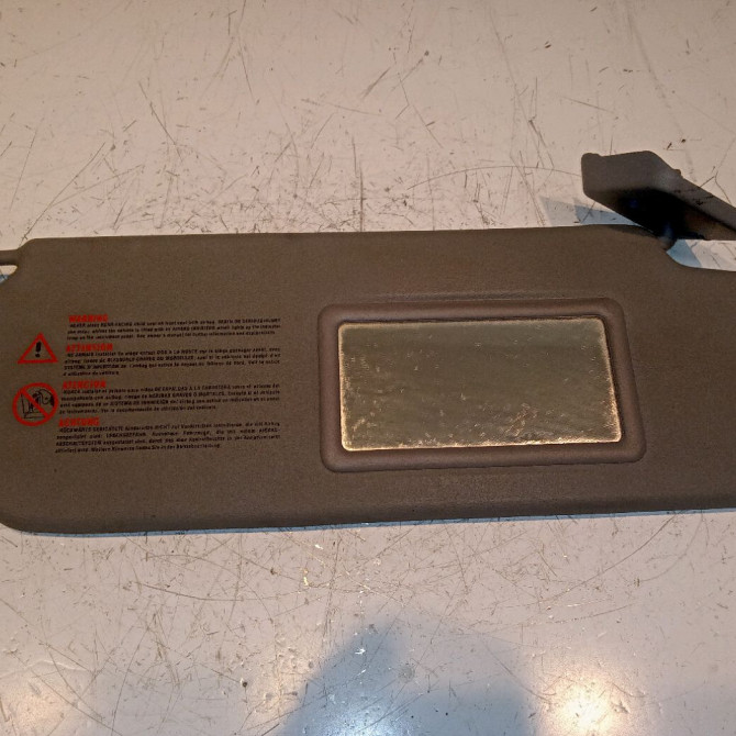 Pare-soleil droit occasion RENAULT TWINGO I Phase 3 08-2000->06-2007 1.2i 8v 60ch 2