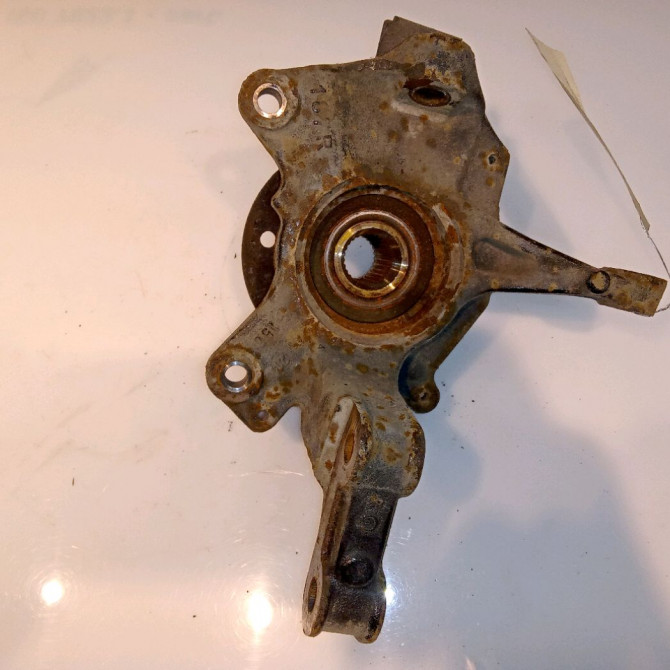 Moyeu avg occasion RENAULT SCENIC III Phase 1 04-2009->11-2011 1.9 DCI 130ch 402101877R 2