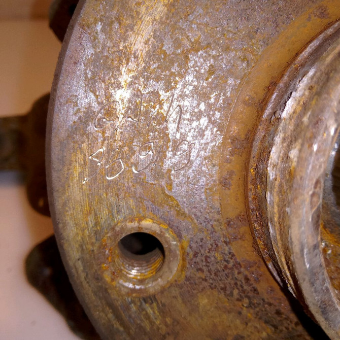 Moyeu avg occasion RENAULT SCENIC III Phase 1 04-2009->11-2011 1.9 DCI 130ch 402101877R 3