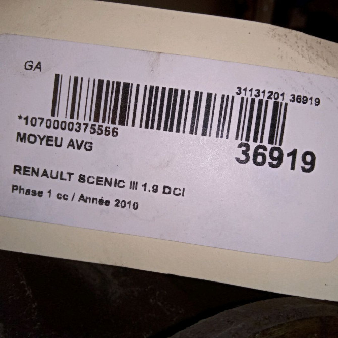 Moyeu avg occasion RENAULT SCENIC III Phase 1 04-2009->11-2011 1.9 DCI 130ch 402101877R 4