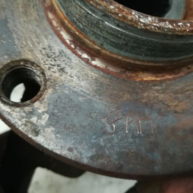 Moyeu avd occasion RENAULT EXPRESS Phase 1 11-1985->09-1994 7701205778 3