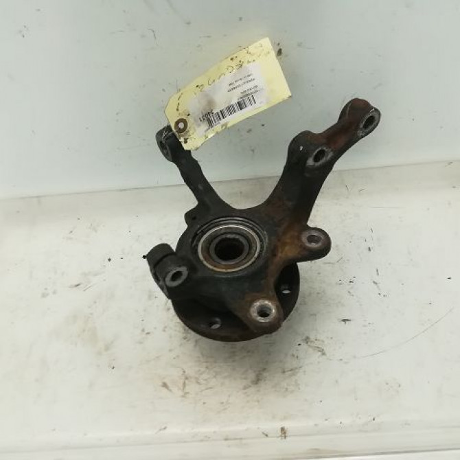 Moyeu avg occasion RENAULT EXPRESS Phase 1 11-1985->09-1994 7701205778 2