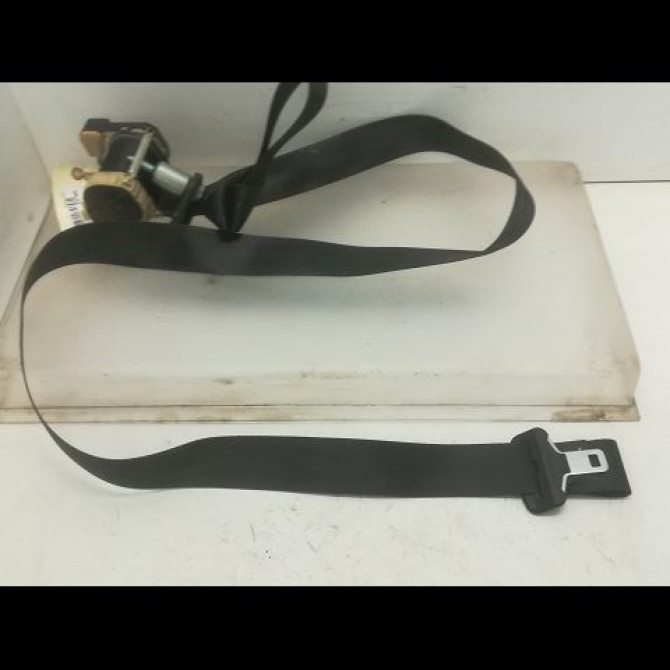 Ceinture avant droite occasion RENAULT TWINGO II Phase 1 06-2007->11-2011 1.2i 16v 75ch 8200813024 1