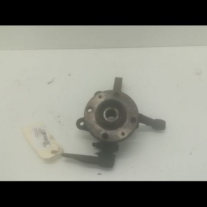 Moyeu avd occasion RENAULT EXPRESS Phase 1 11-1985->09-1994 1.6 D 7701205778 1