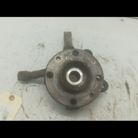 Moyeu avd occasion RENAULT EXPRESS Phase 1 11-1985->09-1994 1.1i 8v 45ch 7701205778