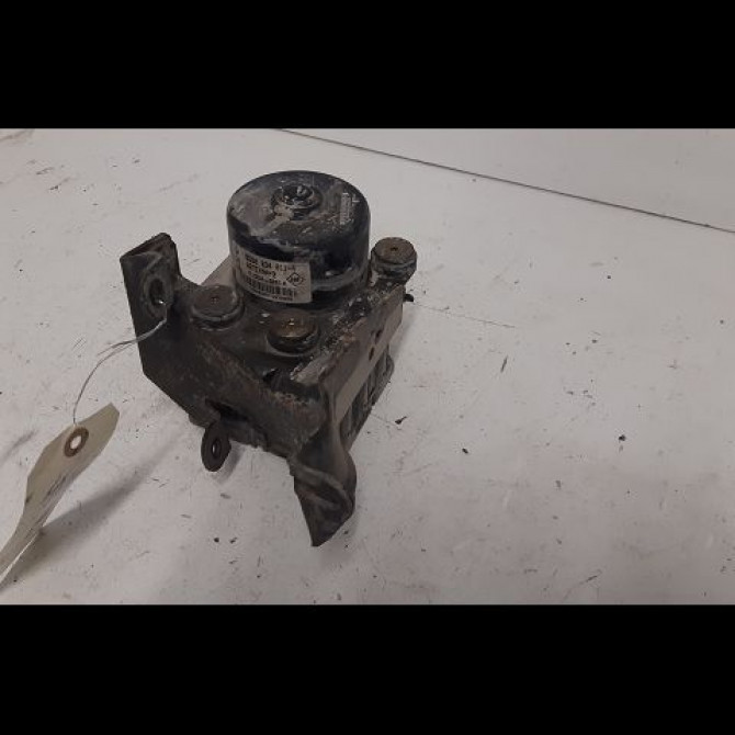 Unité hydraulique ABS occasion RENAULT TWINGO I Phase 3 08-2000->06-2007 1.2i 7701206054 2