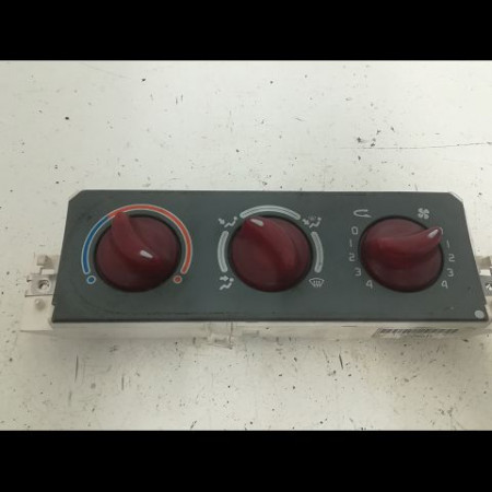 Commande de chauffage occasion RENAULT TWINGO I Phase 3 08-2000->06-2007 1.2i 8v 60ch