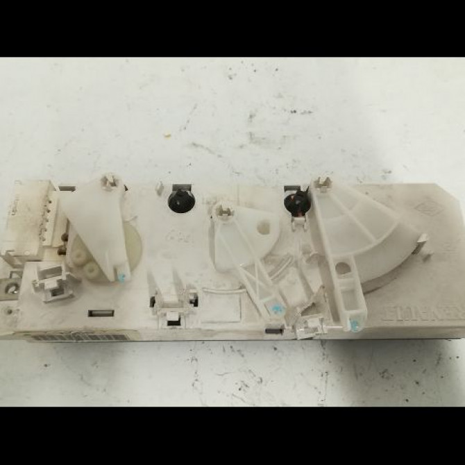 Commande de chauffage occasion RENAULT TWINGO I Phase 3 08-2000->06-2007 1.2i 8v 60ch 2