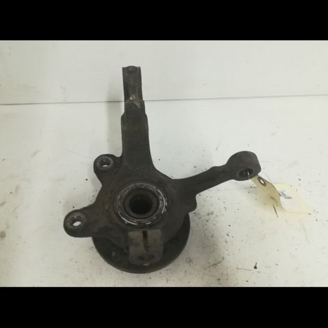 Moyeu avd occasion RENAULT EXPRESS Phase 1 11-1985->09-1994 1.6 D 7701205778 2