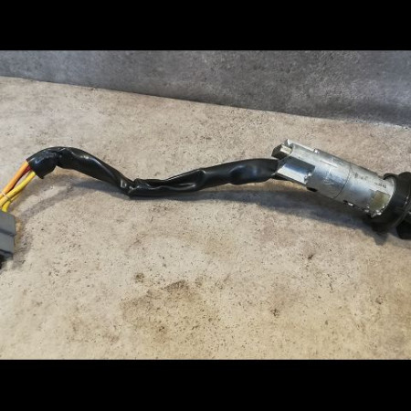 Antivol de direction occasion RENAULT TWINGO I Phase 1 04-1993->08-1998 1.2i 55ch 7701039959