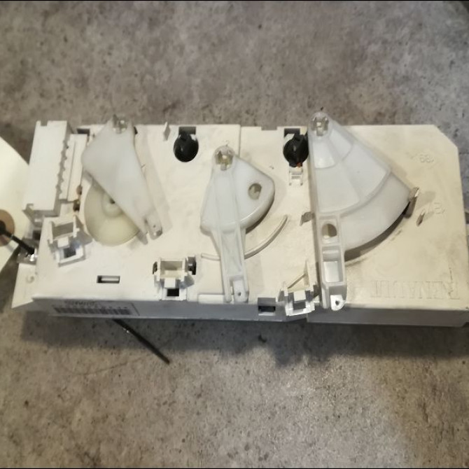 Commande de chauffage occasion RENAULT TWINGO I Phase 3 08-2000->06-2007 1.2i 8v 60ch 2