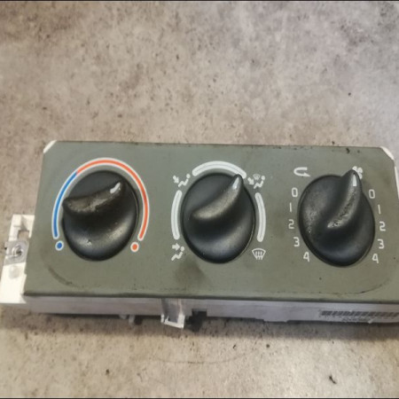 Commande de chauffage occasion RENAULT TWINGO I Phase 3 08-2000->06-2007 1.2i 8v 60ch