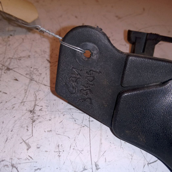 Poignee ext porte avd occasion RENAULT TWINGO I Phase 3 08-2000->06-2007 1.2i 8v 60ch 7700822425 3