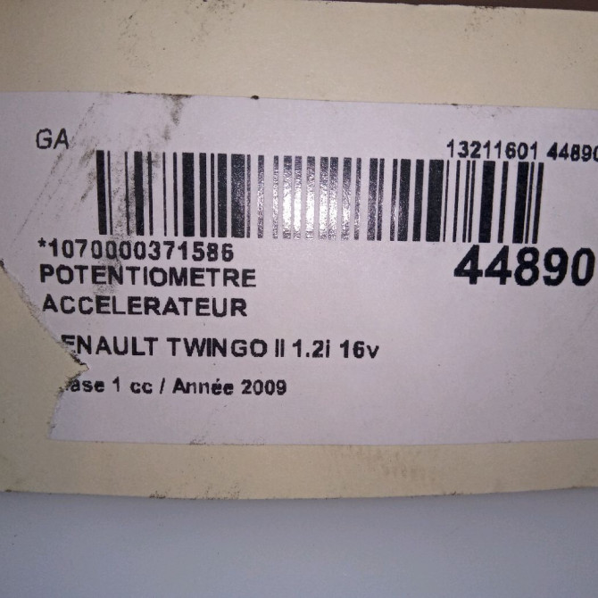 Potentiometre accelerateur occasion RENAULT TWINGO II Phase 1 06-2007->11-2011 1.2i 16v 75ch 4