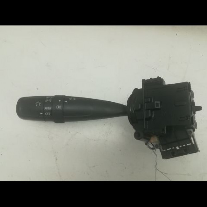 Commande clignotant occasion SUZUKI SWIFT IV Phase 1 09-2010->... 1.2 VVT 94ch 3721061M40 1