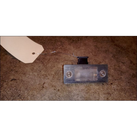 Eclaireur plaque de police d occasion SKODA FABIA II Phase 1 05-2007->03-2010 1.4 TDI 80ch 6Y0943021E