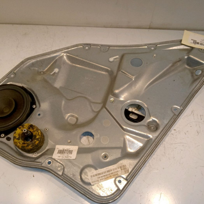 Mecanisme leve-glace arrière gauche occasion SEAT IBIZA III Phase 2 03-2006->06-2009 1.4 TDI 80ch 6L4839755K 1