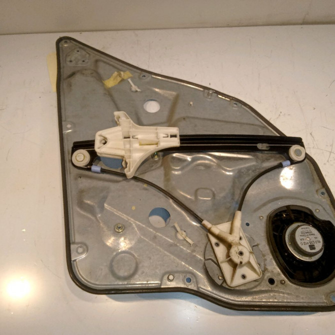 Mecanisme leve-glace arrière gauche occasion SEAT IBIZA III Phase 2 03-2006->06-2009 1.4 TDI 80ch 6L4839755K 2