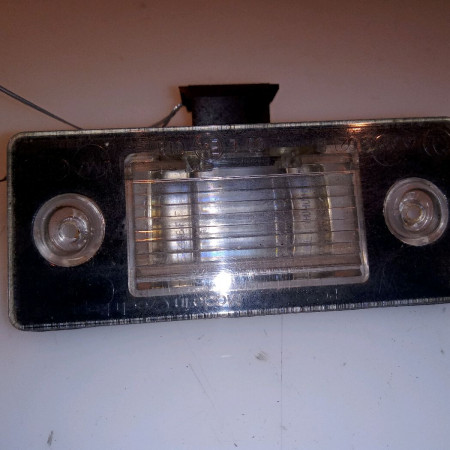 Eclaireur plaque de police g occasion SKODA FABIA II Phase 1 05-2007->03-2010 1.4 TDI 80ch 6Y0943021E