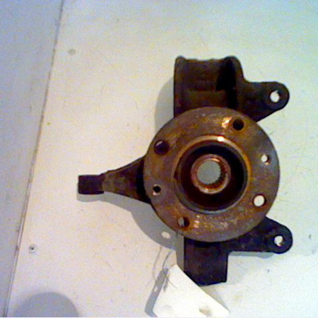 Moyeu avd occasion RENAULT MEGANE II Phase 1 09-2003->12-2005 402102977R