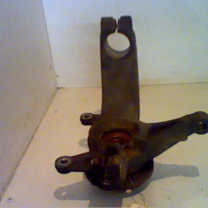 Moyeu avd occasion RENAULT MEGANE II Phase 1 09-2003->12-2005 402102977R 2