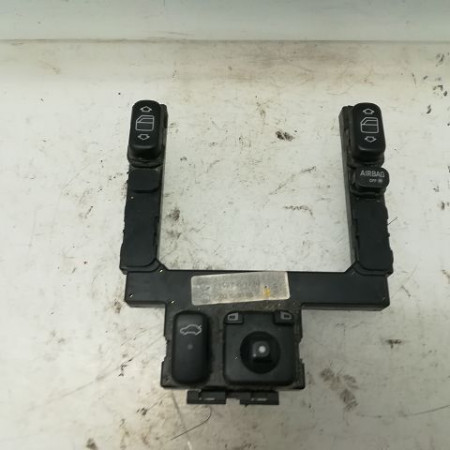 Commande lève-glace porte avant gauche occasion MERCEDES CLASSE C I Phase 2 06-1997->05-2000 C 200 CDi