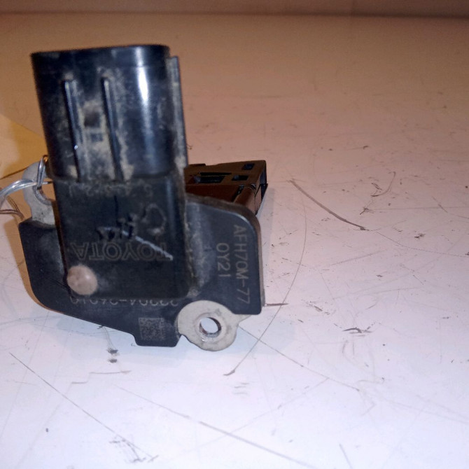 Debimetre air occasion TOYOTA YARIS II Phase 2 01-2009->05-2011 1.4 D-4D 90ch 1