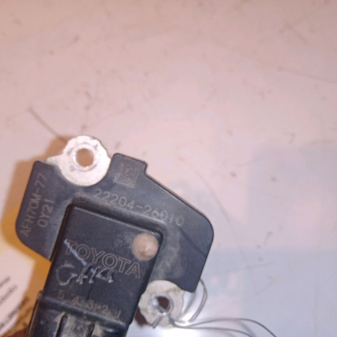 Debimetre air occasion TOYOTA YARIS II Phase 2 01-2009->05-2011 1.4 D-4D 90ch 3