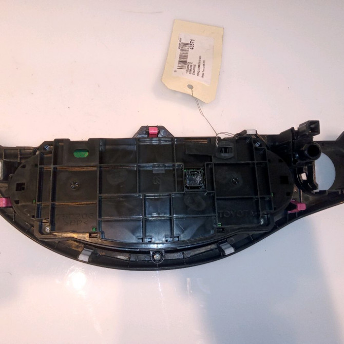 Commande de chauffage occasion TOYOTA YARIS III Phase 2 06-2014->... 1.5 100ch 559000D800C1 2