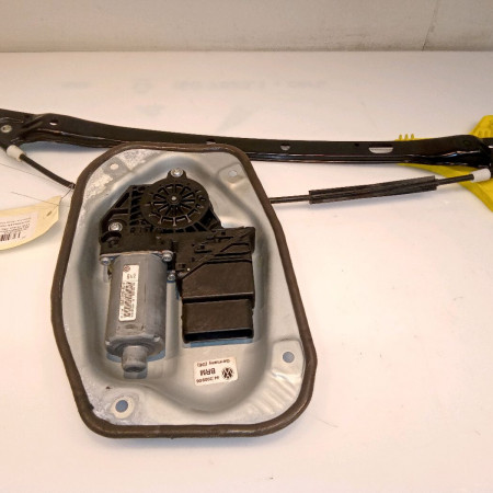 Mecanisme+moteur leve-glace arg occasion VOLKSWAGEN GOLF PLUS Phase 1 04-1995->04-1999 1.6 TDI 105ch 5M0839461