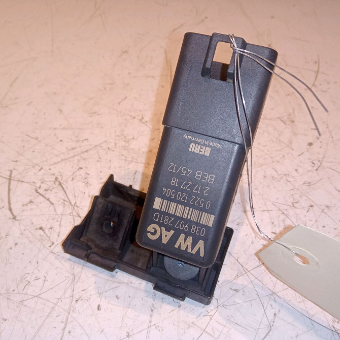 Boitier de préchauffage occasion VOLKSWAGEN TIGUAN I TIGUAN I Phase 2 2011-04-01->2016-12-31 2.0 TDI 140ch 4L907281 3