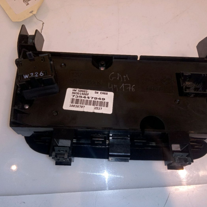 Commande de chauffage occasion FIAT GRANDE PUNTO III Phase 1 09-2005->12-2013 1.3 DT MULTIJET 16v 90ch 2