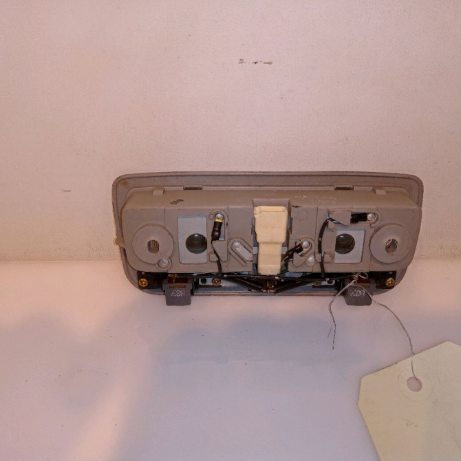 Plafonnier occasion TOYOTA RAV4 I Phase 2 11-1997->07-2000 8124012060B3 2