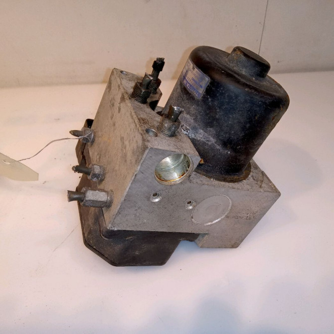 Unité hydraulique ABS occasion TOYOTA RAV4 I Phase 2 11-1997->07-2000 4405042010 2