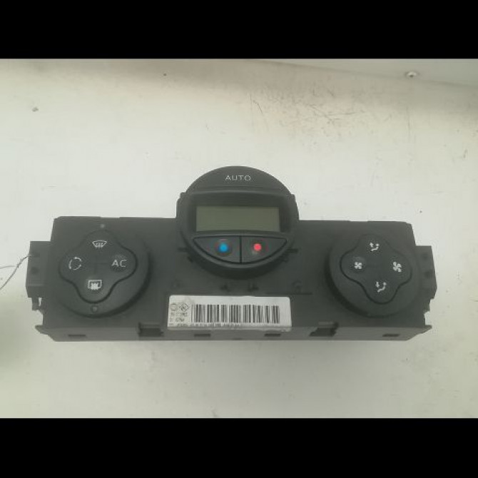 Commande de chauffage occasion RENAULT MEGANE II Phase 1 09-2003->12-2005 1.9 DCI 120ch 7701208975 1