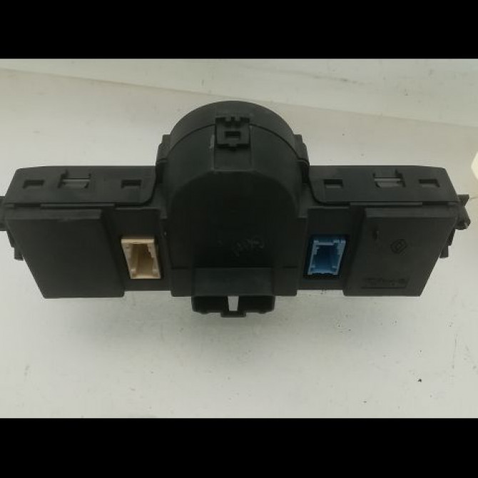 Commande de chauffage occasion RENAULT SCENIC II Phase 2 09-2006->04-2009 1.5 DCI 105ch 7701208975 2