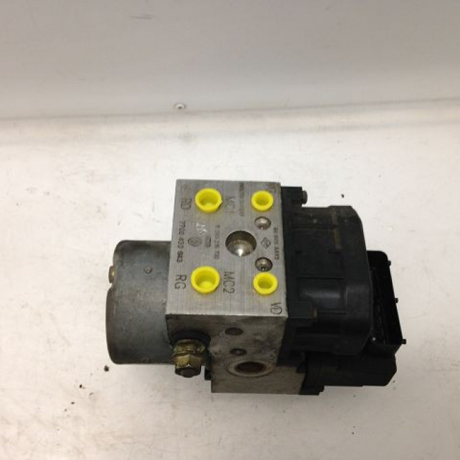Unité hydraulique ABS occasion RENAULT SCENIC I Phase 2 08-1999->06-2003 1.9 DCI 100ch 7701045832 1