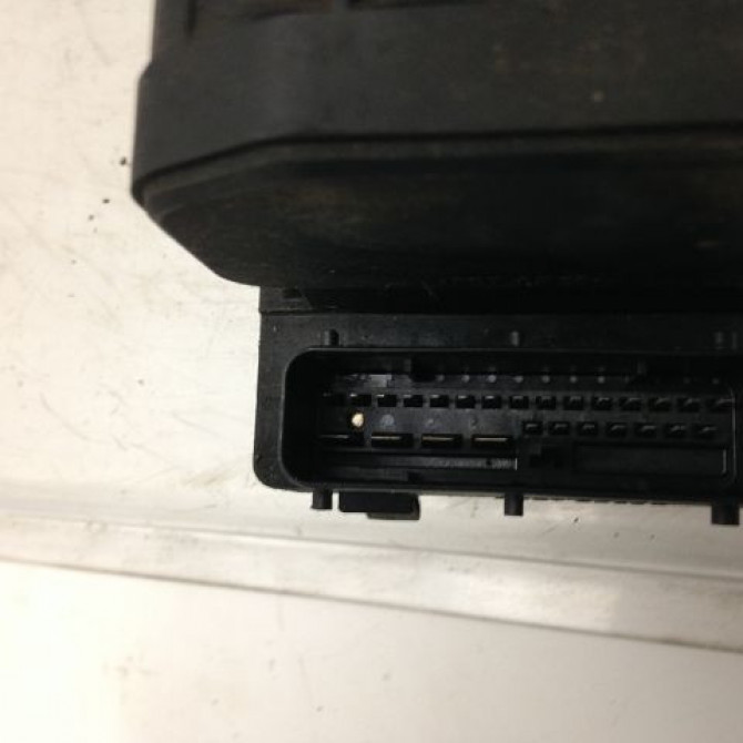 Unité hydraulique ABS occasion RENAULT SCENIC I Phase 2 08-1999->06-2003 1.9 DCI 100ch 7701045832 2