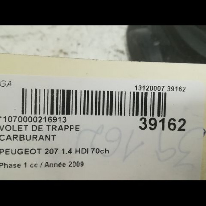 Volet de trappe carburant occasion PEUGEOT 207 Phase 1 04-2006->06-2013 1.4 HDI 70ch 1517F5 3