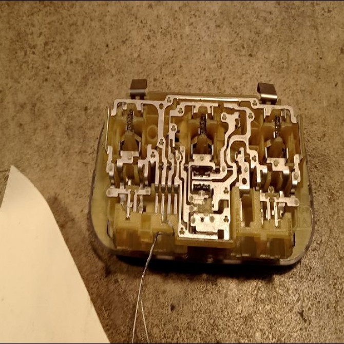 Plafonnier occasion CITROEN C4 GRAND PICASSO I Phase 1 10-2006->09-2013 1.6 HDI 110ch 6362Q0 2