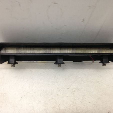 Feux stop supplementaire occasion OPEL CORSA III Phase 2 08-2003->09-2006 1.3 CDTI 9196396