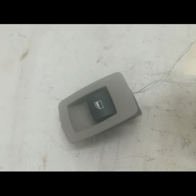 Commande leve-glace porte arrière gauche occasion B.M.W. SERIE 1 I Phase 1 05-2004->12-2006 120d 61316970259 1