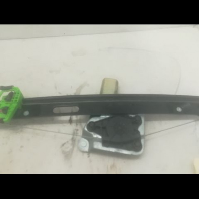 Mecanisme+moteur leve-glace arg occasion B.M.W. SERIE 1 I Phase 1 05-2004->12-2006 120d 51357138467 2