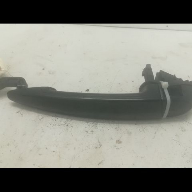 Poignee ext porte ard occasion B.M.W. SERIE 1 I Phase 1 05-2004->12-2006 120d 51217207552 1