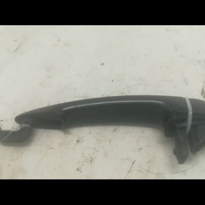 Poignee ext porte ard occasion B.M.W. SERIE 1 I Phase 1 05-2004->12-2006 120d 51217207552 2