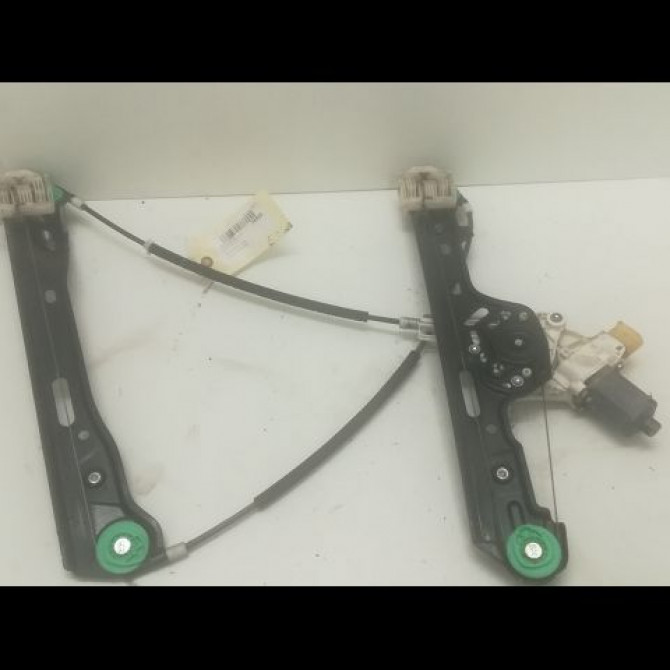 Mecanisme + moteur lève-glace avant droit occasion B.M.W. SERIE 1 I Phase 1 05-2004->12-2006 120d 51337138466 2
